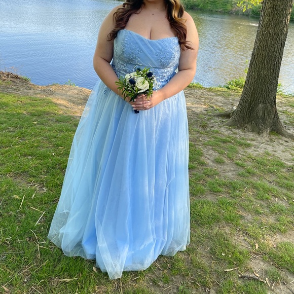 La Femme Dresses & Skirts - size 18 baby blue prom dress